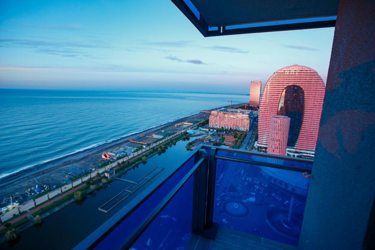 Orbi City Luxury Suite บาทูมิ ภายนอก รูปภาพ