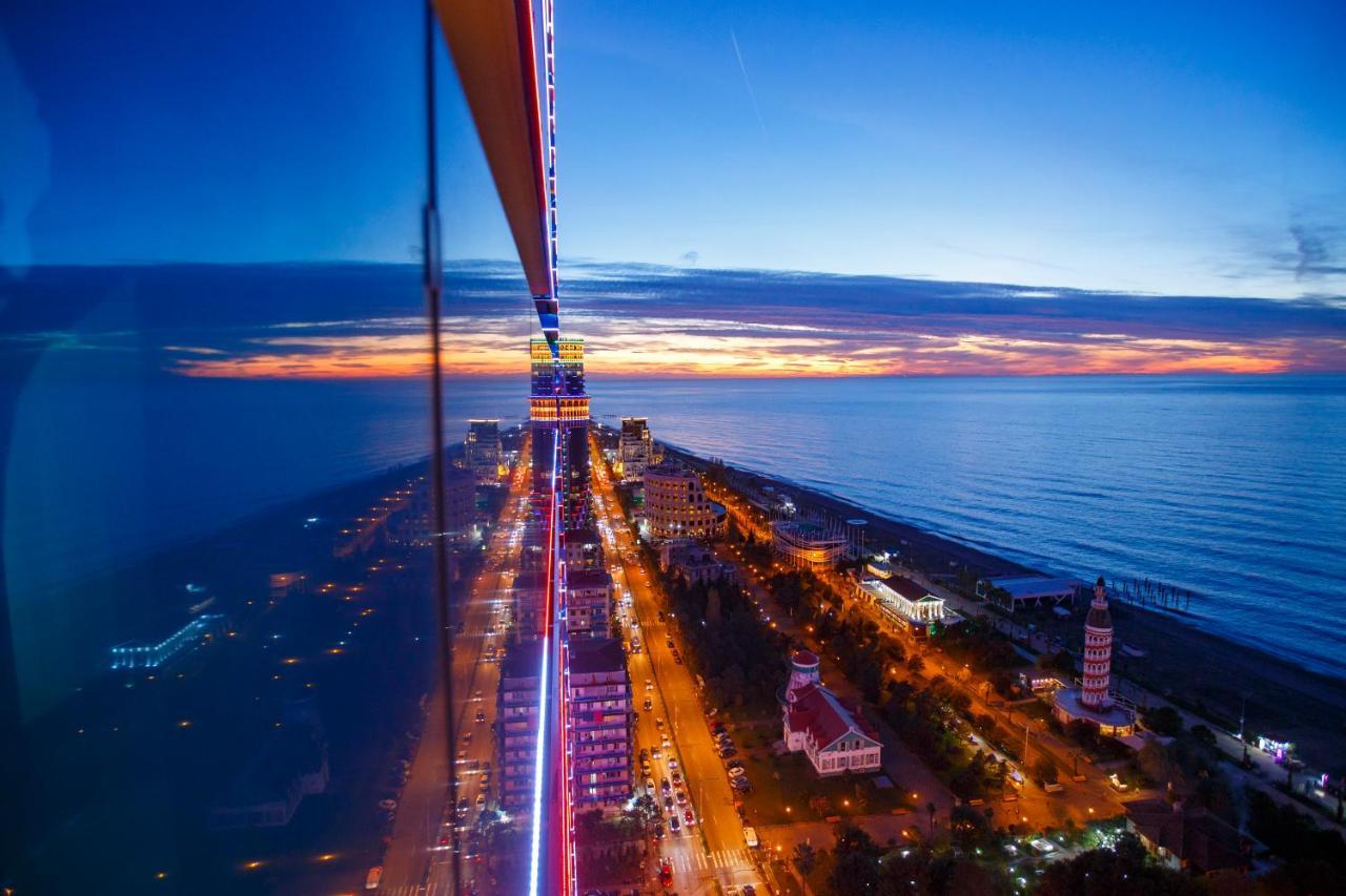 Orbi City Luxury Suite บาทูมิ ภายนอก รูปภาพ