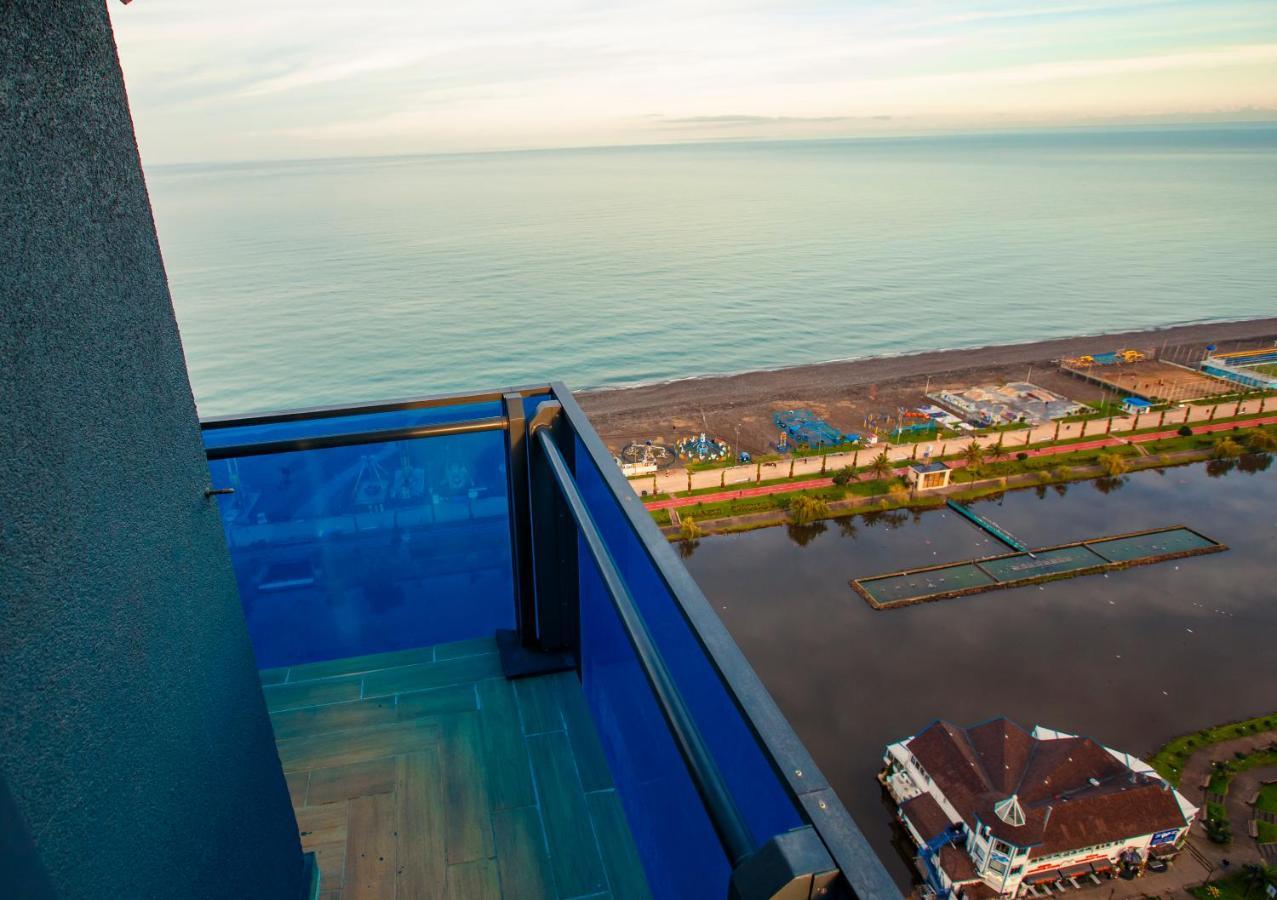 Orbi City Luxury Suite บาทูมิ ภายนอก รูปภาพ